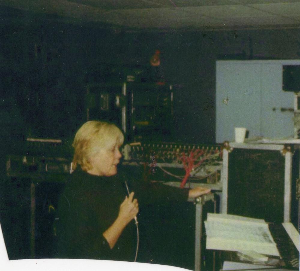 Billie-Davis-02.jpg